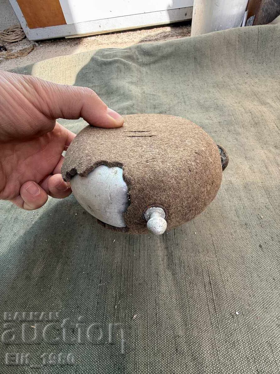 Auction  German soldier's canteen WWII 1937