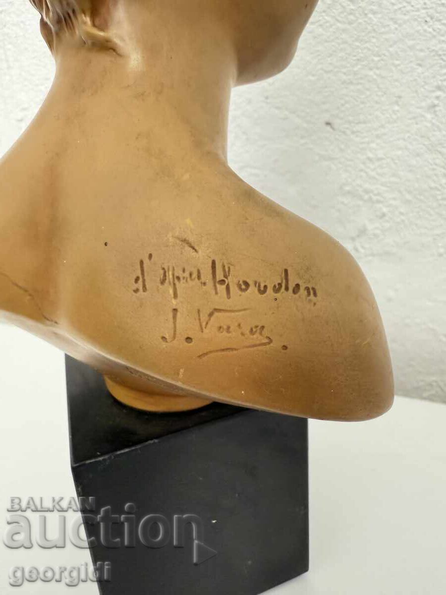 Very elegant 19th-century French terracotta bust of Louise Br - 7