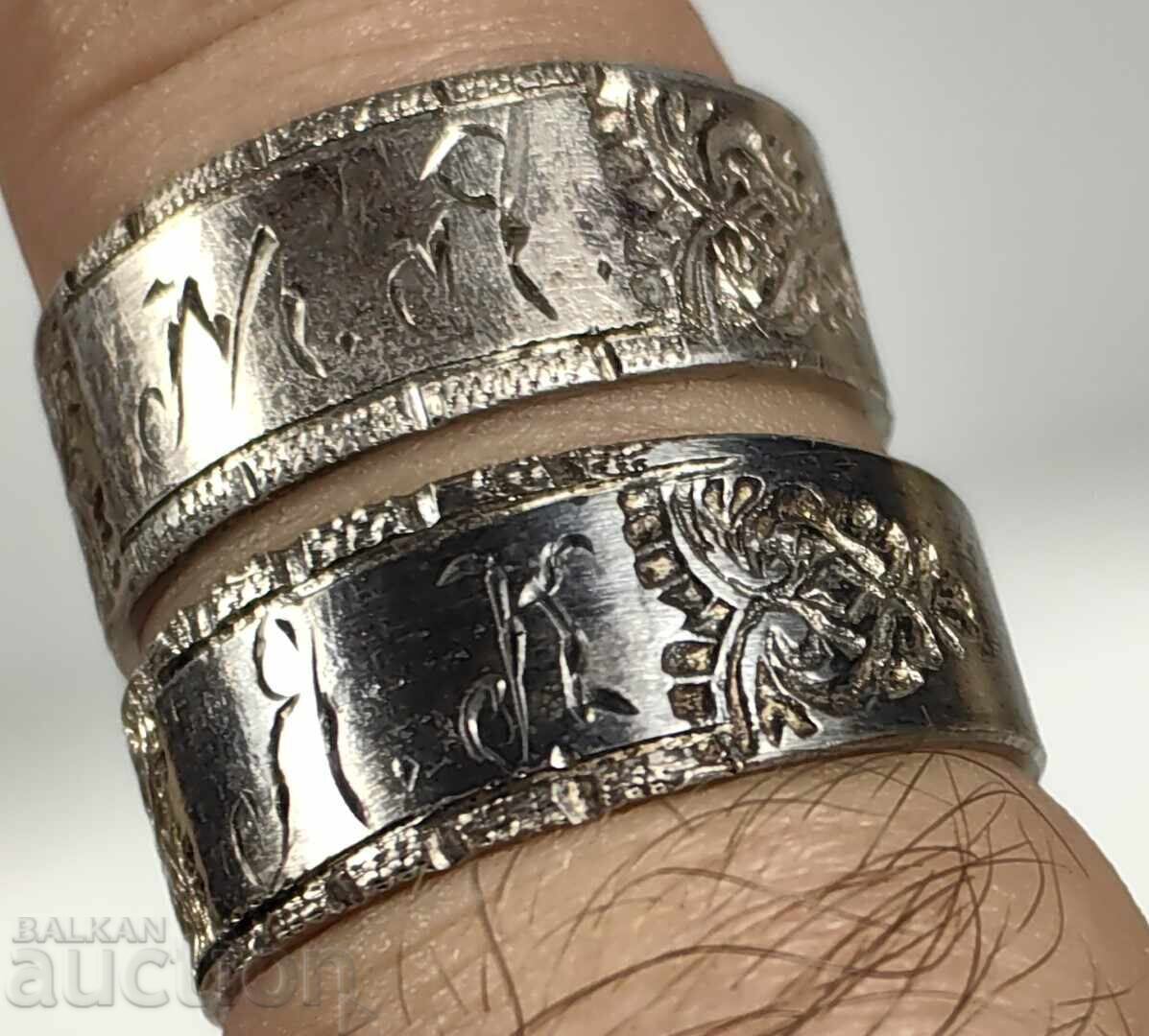 Auction  LOT OLD REVIVAL SILVER WEDDING BANDS RING BAND