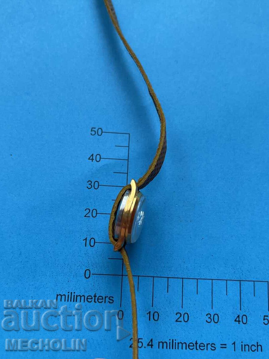 Delivery of WOMEN'S WATCH 1