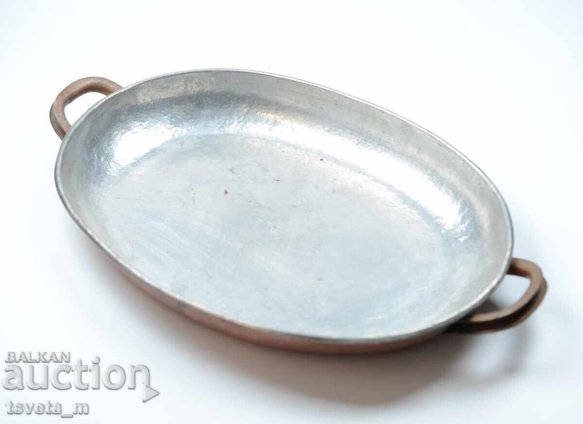 Licitație Tavă de cupru cu capac, ghiveci, cratiță Licitație Tavă de cupru cu capac, ghiveci, cratiță