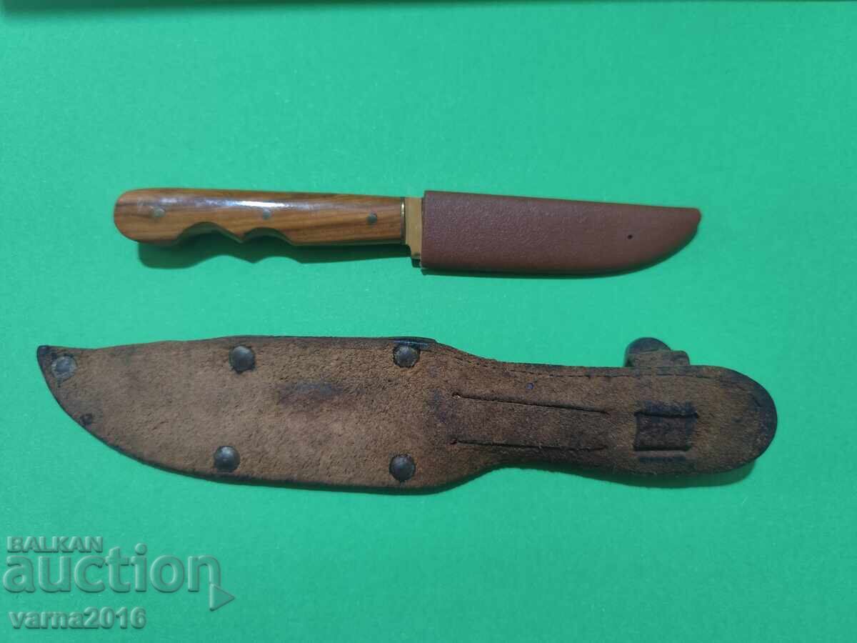 Livrarea Lot Două Bucăți Cuțite Livrarea Lot Două Bucăți Cuțite