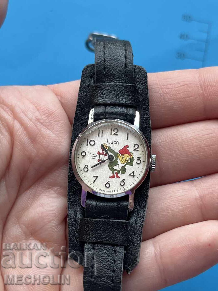 ЧАСОВНИК Дамски 8 - 7 ЧАСОВНИК Дамски 8 - 7