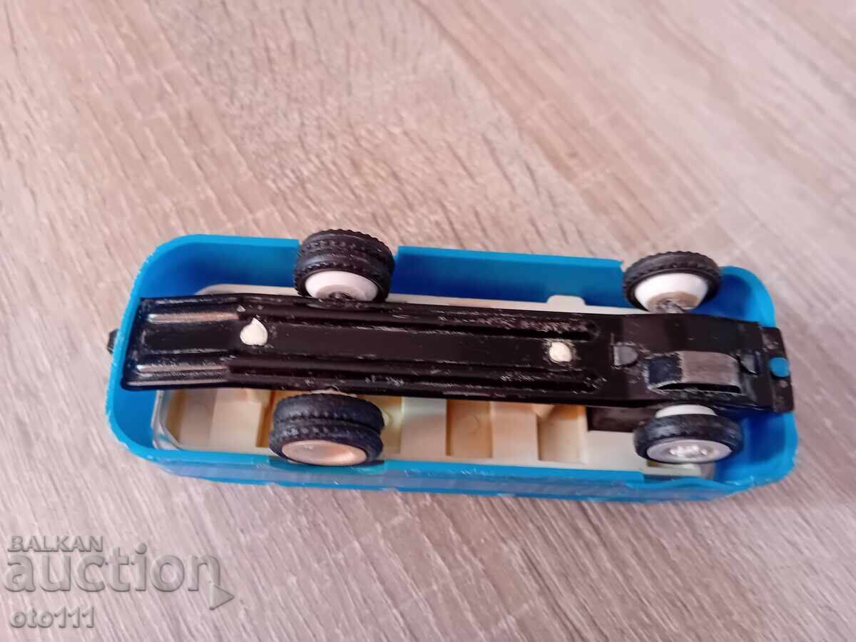 СТАРА ИГРАЧКА РОБУР - 6 СТАРА ИГРАЧКА РОБУР - 6