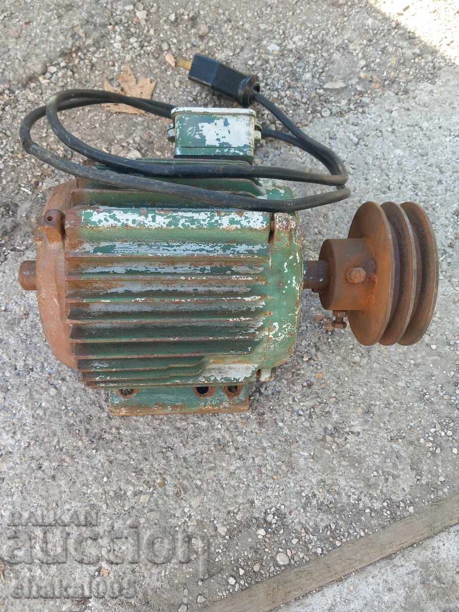 Ηλεκτρικός κινητήρας τριφασικός