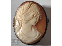 Broșă cameo frumoasă din argint vechi