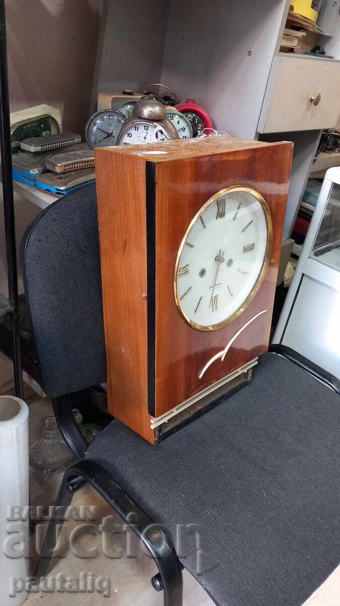 Licitație CEAS DE PERETE CHIHLUMBRU