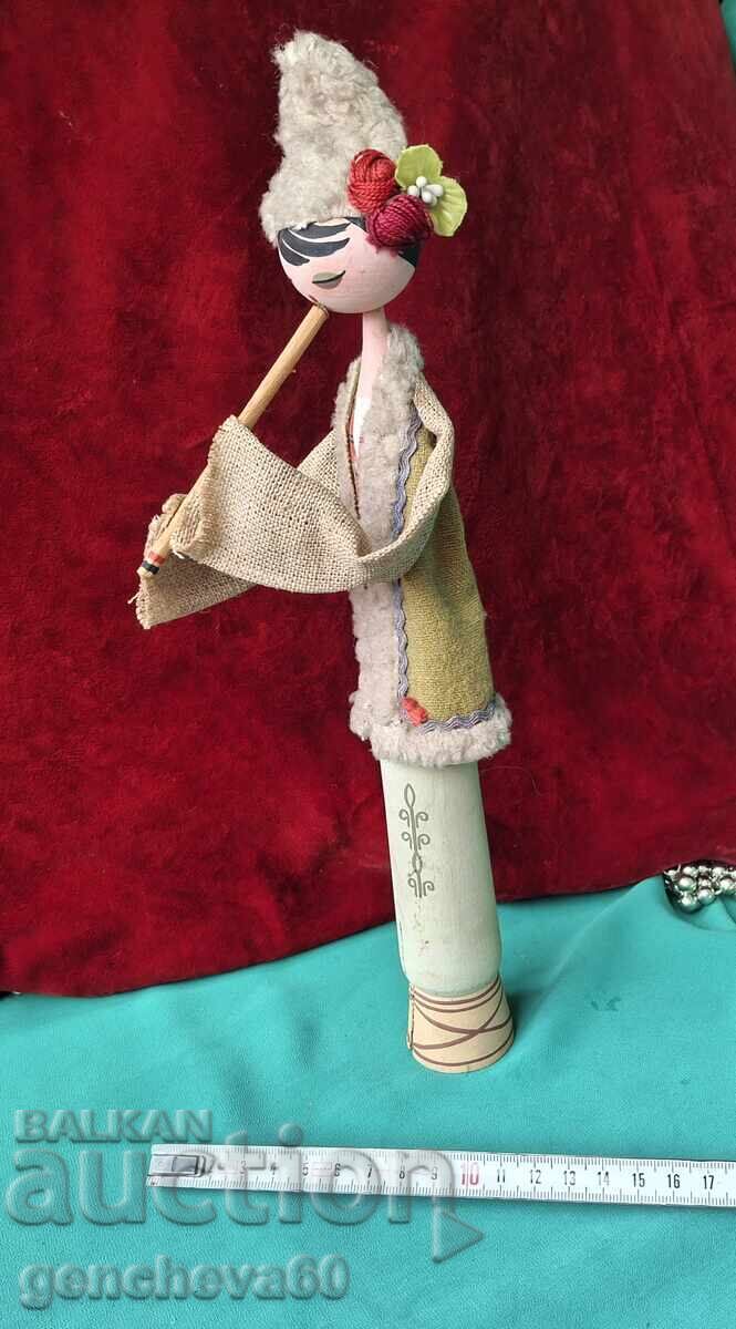 Παράδοση Φιγούρα λαϊκής τέχνης "Αγόρι με φλογέρα"