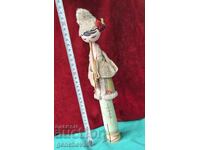 Φιγούρα λαϊκής τέχνης "Αγόρι με φλογέρα"