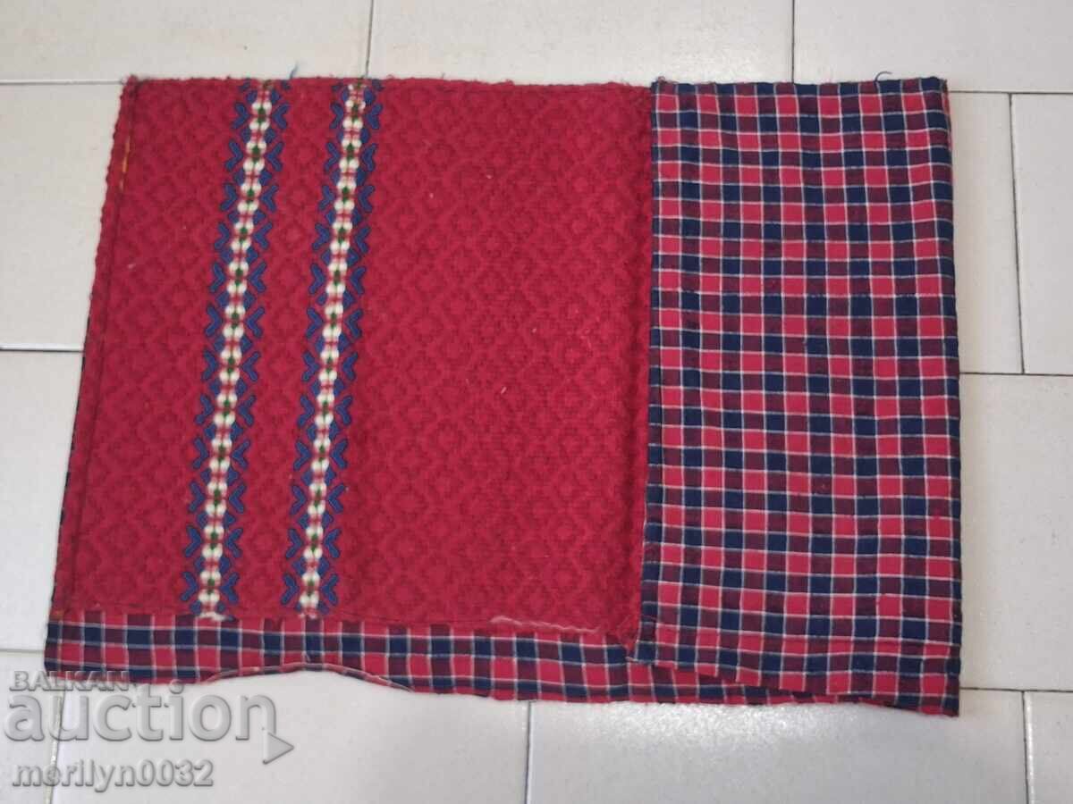 Παλιά υφαντή κεντητή κεντητή μαξιλαροθήκη με τιμή 37.00 BGN | € 18.92