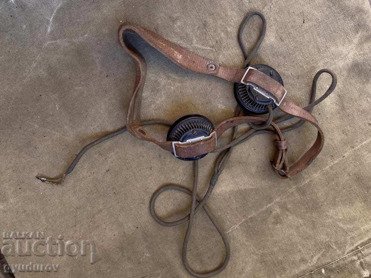 Headphones Headphones