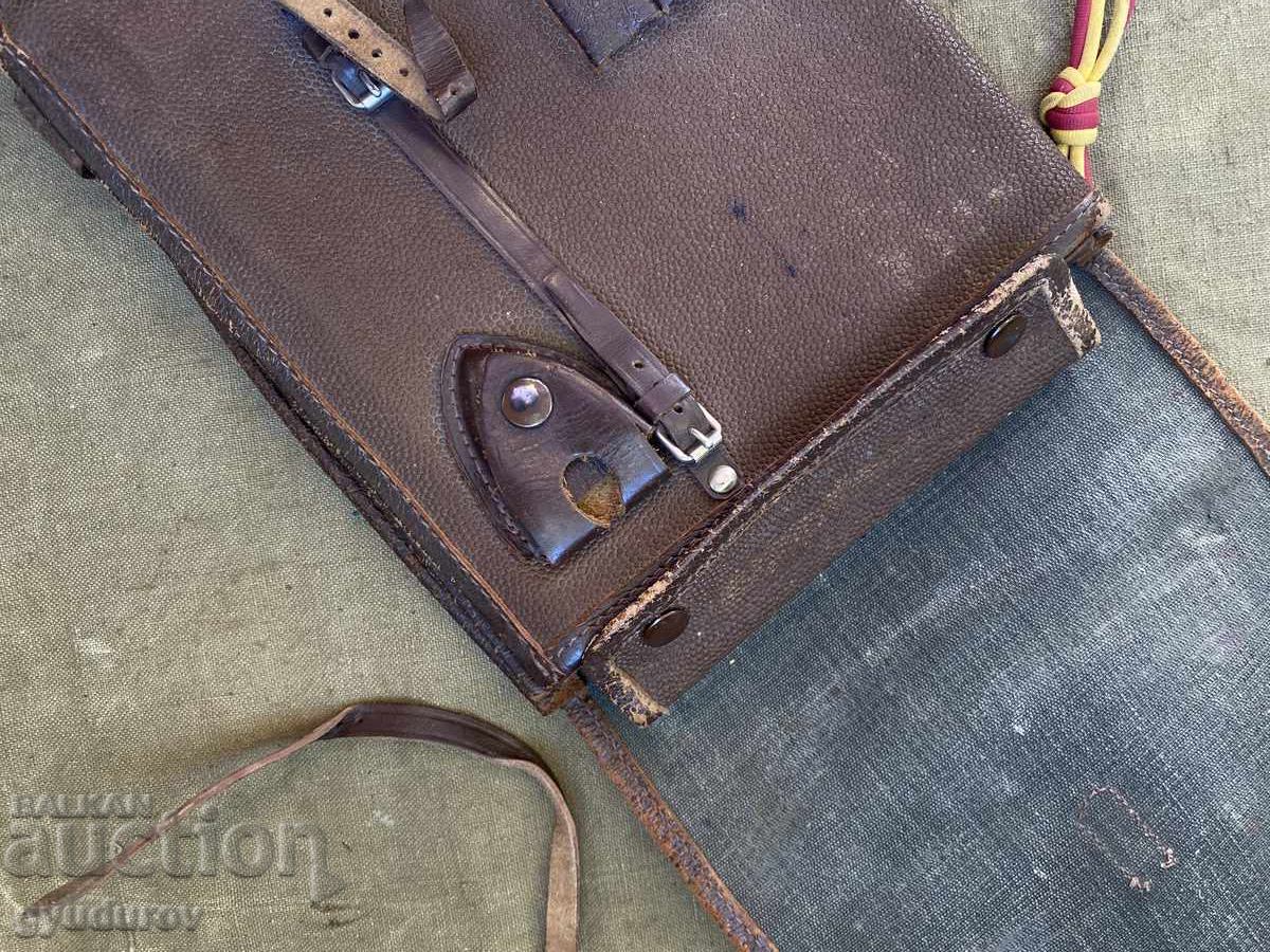 Delivery of A tablet Delivery of A tablet