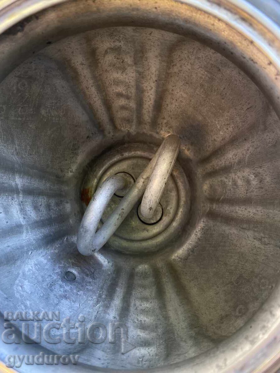 Samovar with price 20.00 BGN | € 10.23 Samovar with price 20.00 BGN | € 10.23