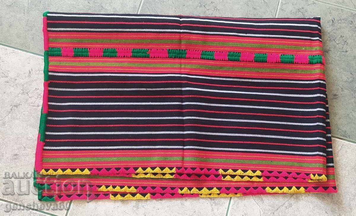 Covor etno din lână, model carouri, 75/120cm cu preț € 10.00 | 19.56 BGN
