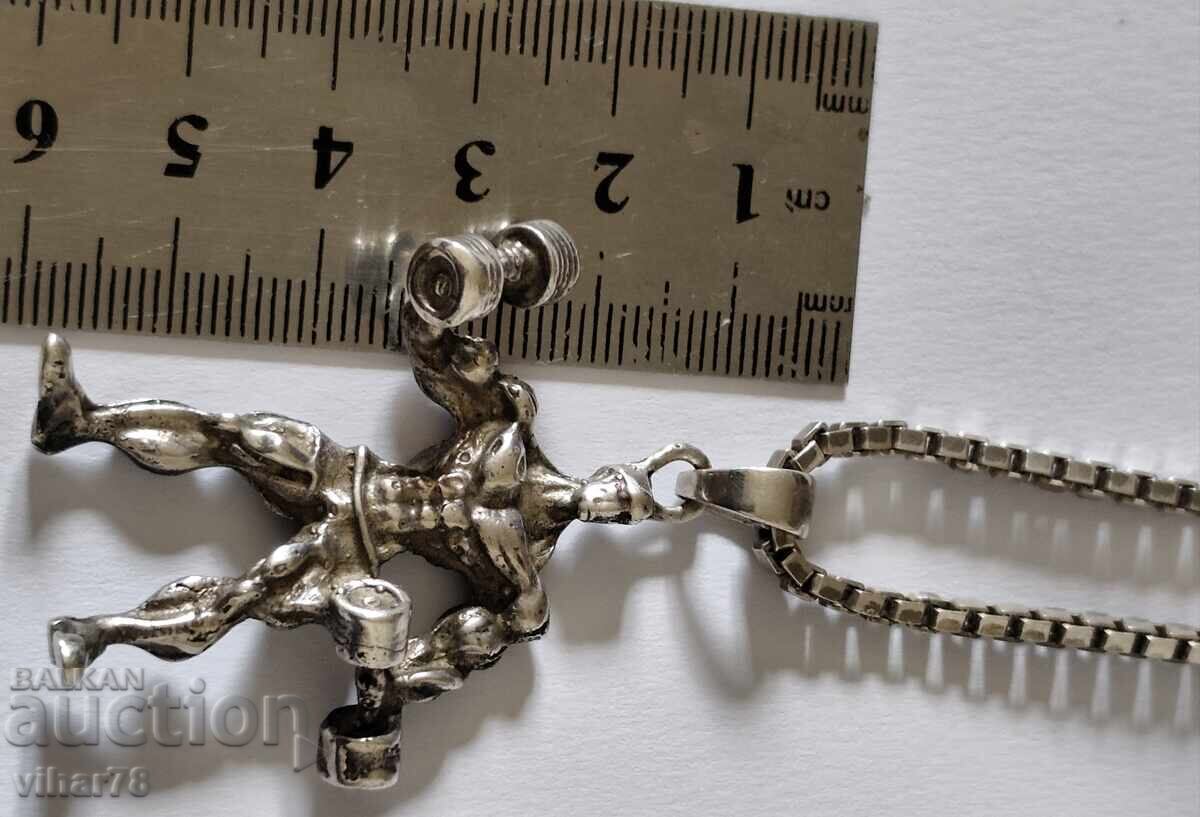 Доставка на Сребърен синджир с висулка Доставка на Сребърен синджир с висулка