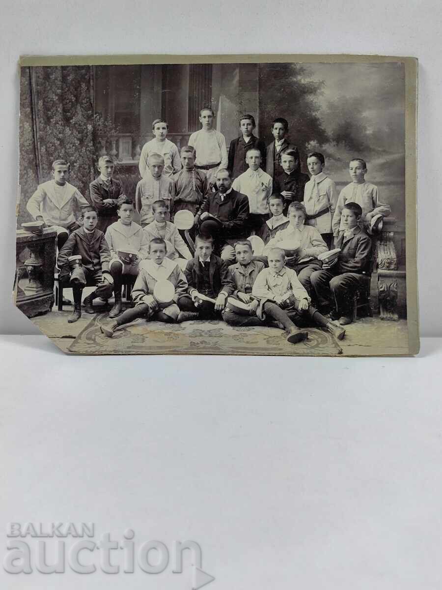 Аукцион КРАЯТ НА 19-ТИ ВЕК УЧЕНИЦИ УЧИТЕЛ ГОЛЯМА СНИМКА КАРТОН Аукцион КРАЯТ НА 19-ТИ ВЕК УЧЕНИЦИ УЧИТЕЛ ГОЛЯМА СНИМКА КАРТОН