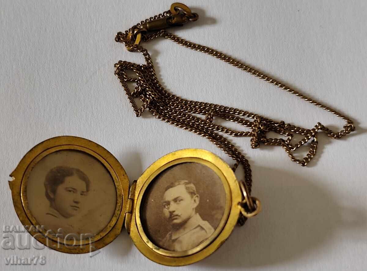 СТАР МЕДАЛЬОН ЗА СНИМКА. с цена 79.99 лв. | € 40.90