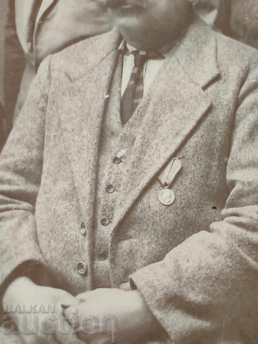 MEDAL ORDER FERDINAND OLD LARGE PHOTO CARDBOARD - 6 MEDAL ORDER FERDINAND OLD LARGE PHOTO CARDBOARD - 6