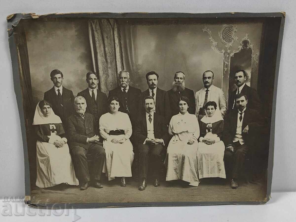DOCTORS? NURSES RED CROSS BRC OLD LARGE PHOTO CARD with price 35.00 BGN | € 17.90