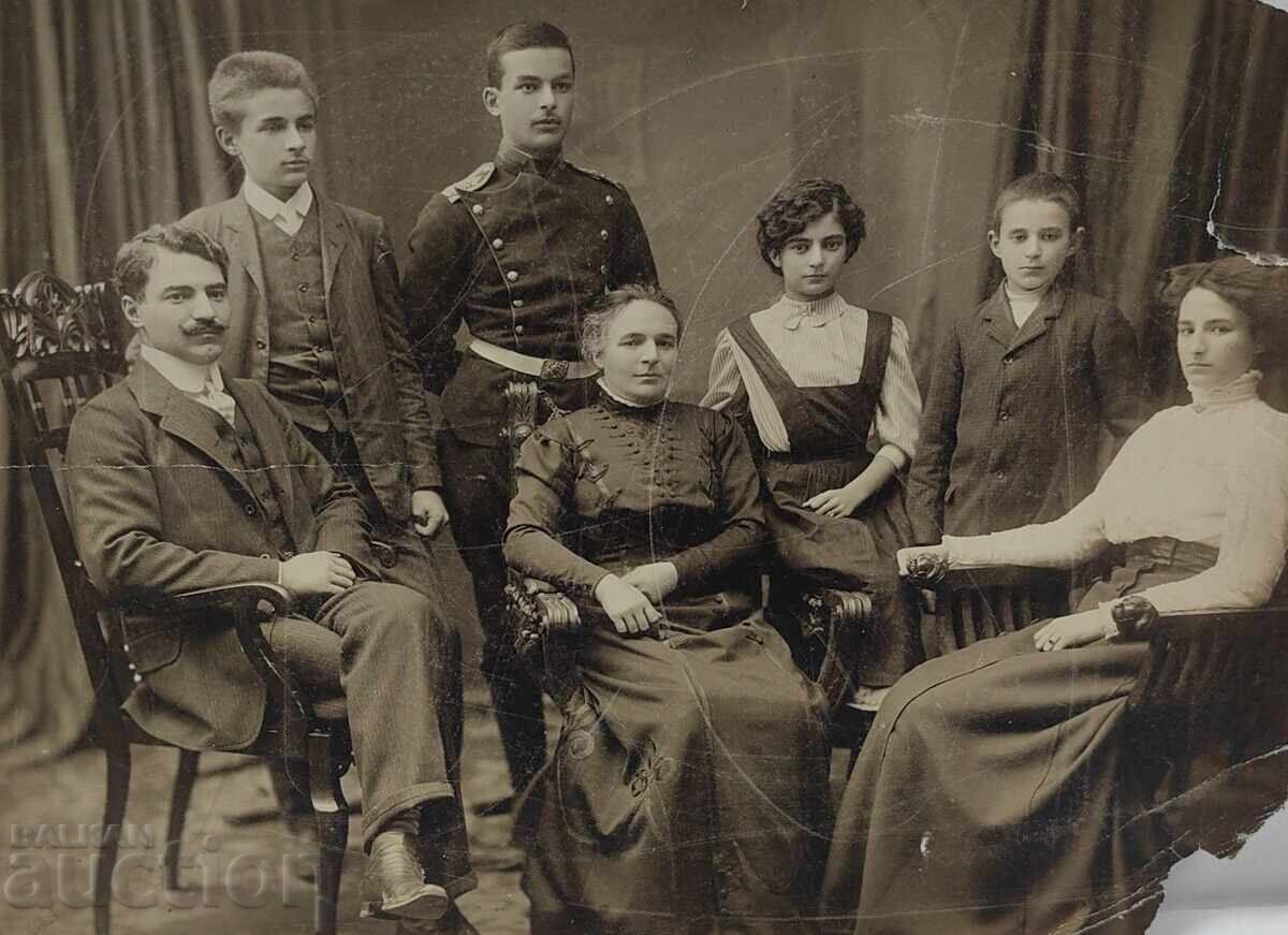 ΚΑΔΕΤ ΠΑΛΙΑ ΟΙΚΟΓΕΝΕΙΑΚΗ ΜΕΓΑΛΗ ΦΩΤΟΓΡΑΦΙΑ ΦΩΤΟΓΡΑΦΙΑ ΧΑΡΤΟΝΙ με τιμή 29.00 BGN | € 14.83