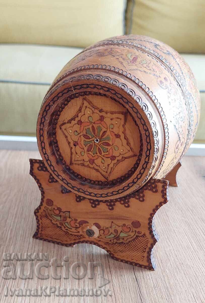 Pyrographied retro Burnt-wood item with three cups for connoisseurs - 6