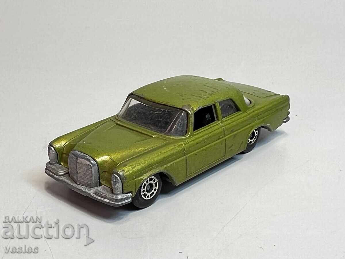 Matchbox Car Matchbox BG Bulgaria Mercedes 300SE Mercedes