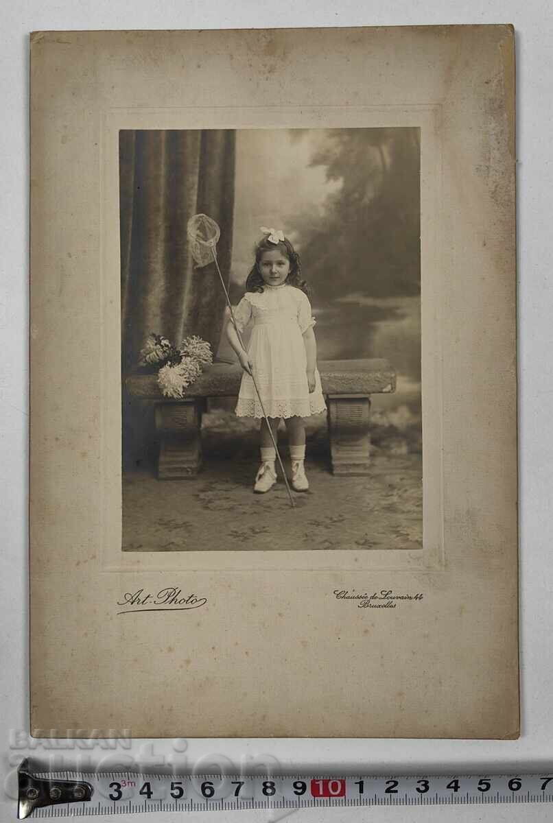 Livrarea ÎNCEPUTUL SECOLULUI AL XX-LEA FETIȚĂ FLUTURI FOTOGRAFIE CARTON