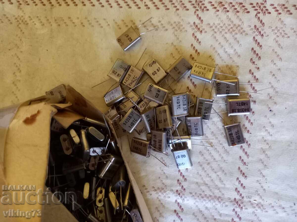 Δημοπρασία Κρυσταλλικοί συντονιστές, καινούργιοι