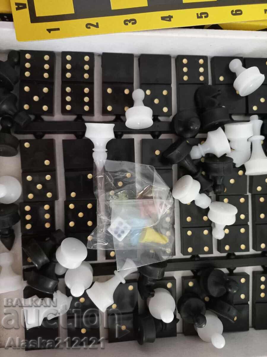 Auction  Chess, Queen, and Dominoes