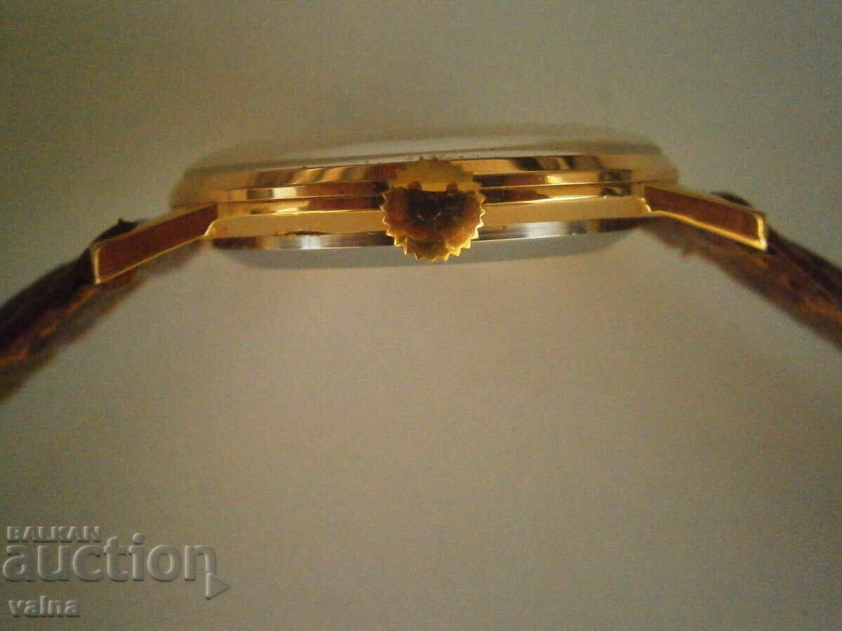 Livrarea RAKETA 2603, 16 rubine, Au 20 >, URSS, TOP!