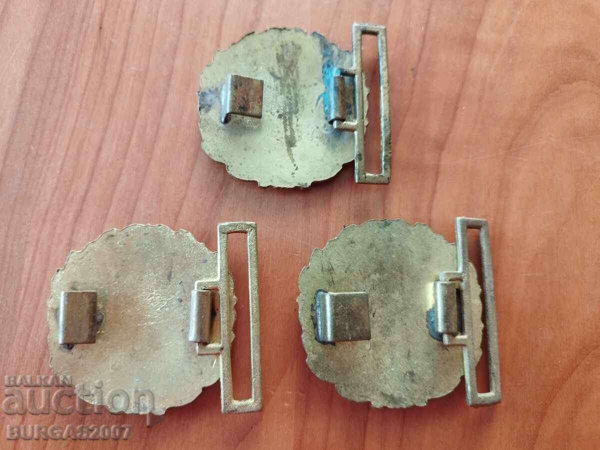 Παλαιές χάλκινες αγκράφες για παρελάσεις ζώνης - 3 τμχ με τιμή 25.00 BGN | € 12.78 Παλαιές χάλκινες αγκράφες για παρελάσεις ζώνης - 3 τμχ με τιμή 25.00 BGN | € 12.78