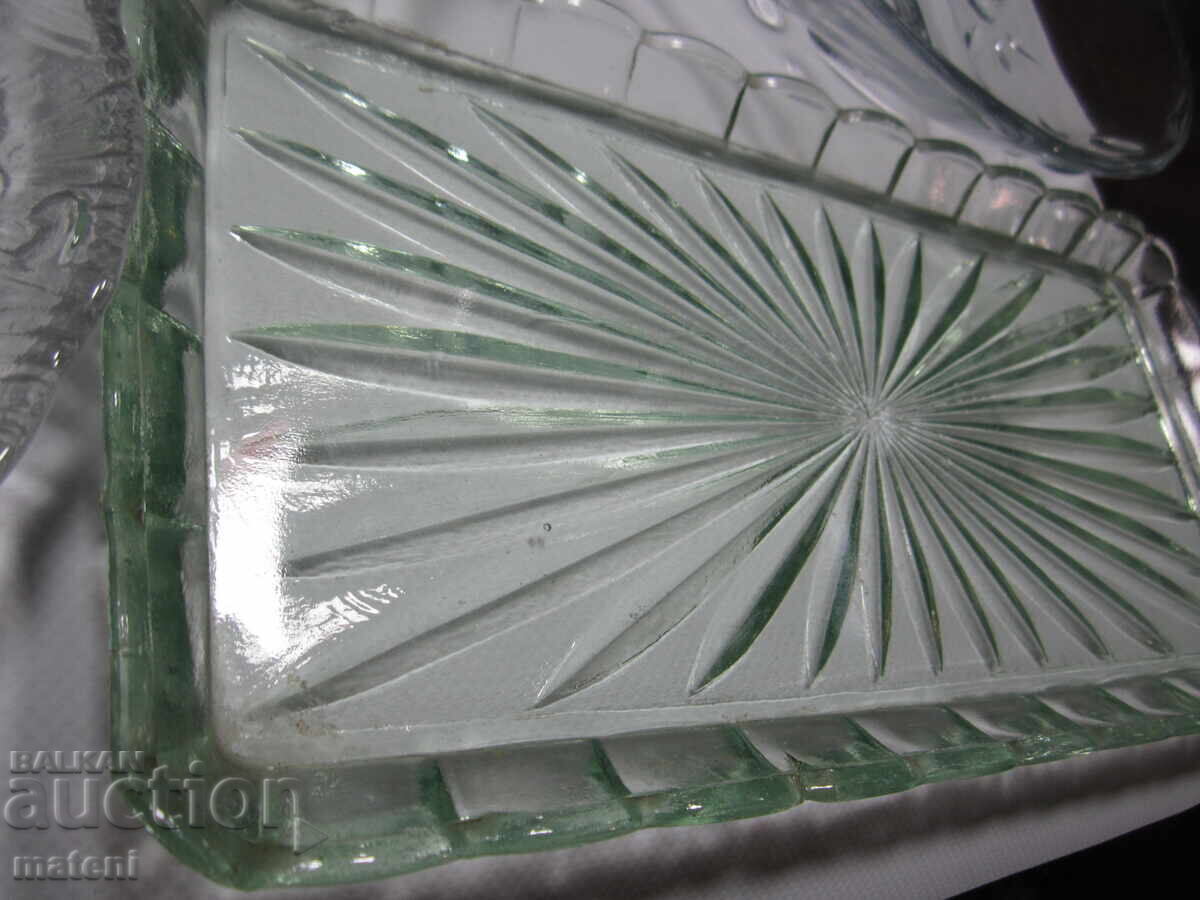 Licitație LOT CUPE DE STICLĂ FRUCTIERĂ TAVĂ 7 BUC Licitație LOT CUPE DE STICLĂ FRUCTIERĂ TAVĂ 7 BUC