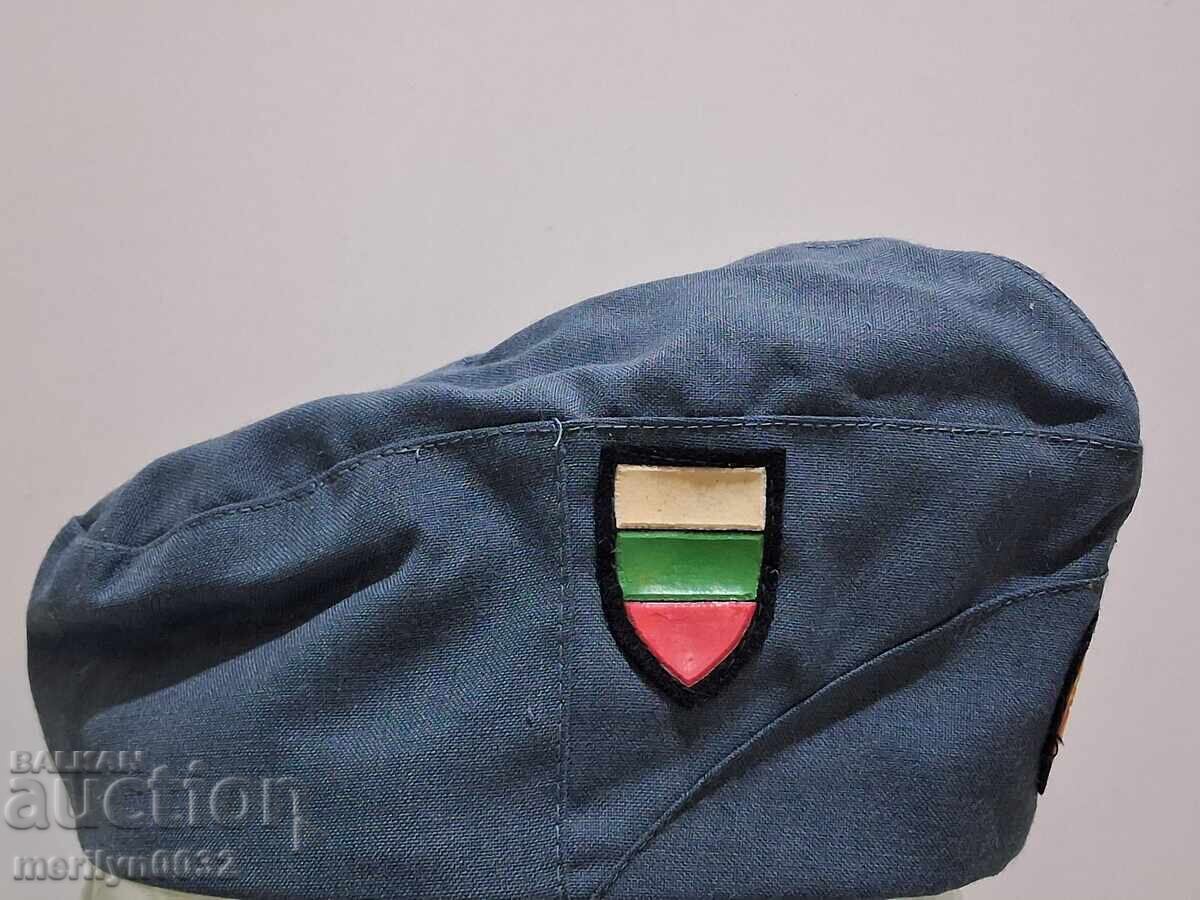 Δημοπρασία Κέπε με στοιχείο κοκάρδας από στολή ΟΣΟ πιλότος