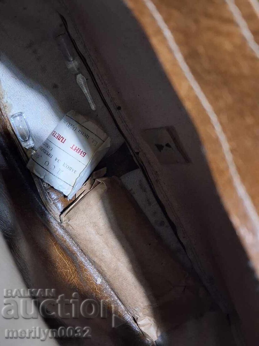 Medical bag, sanitation instructor, Red Cross, 1940s-1960s - 5