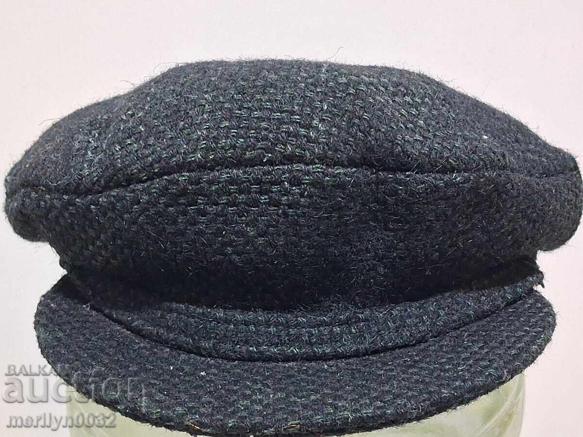 Licitație Vechi șapcă de bărbați, stil militar Licitație Vechi șapcă de bărbați, stil militar