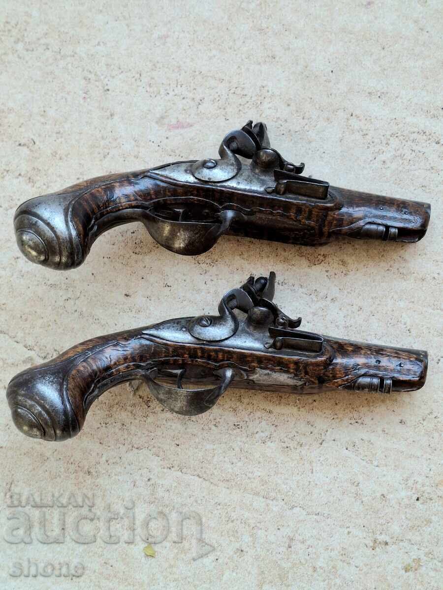 Auction Pistol, flintlock pistol, rifle, weapons Auction Pistol, flintlock pistol, rifle, weapons