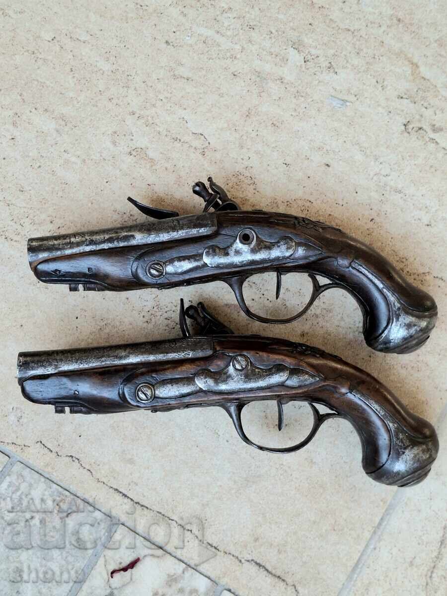 Pistol, flintlock pistol, rifle, weapons with price 1300.00 BGN | € 664.68 Pistol, flintlock pistol, rifle, weapons with price 1300.00 BGN | € 664.68