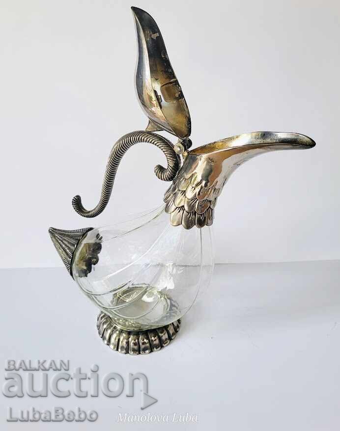 Delivery of Vintage decanter for wine or other alcohol Delivery of Vintage decanter for wine or other alcohol