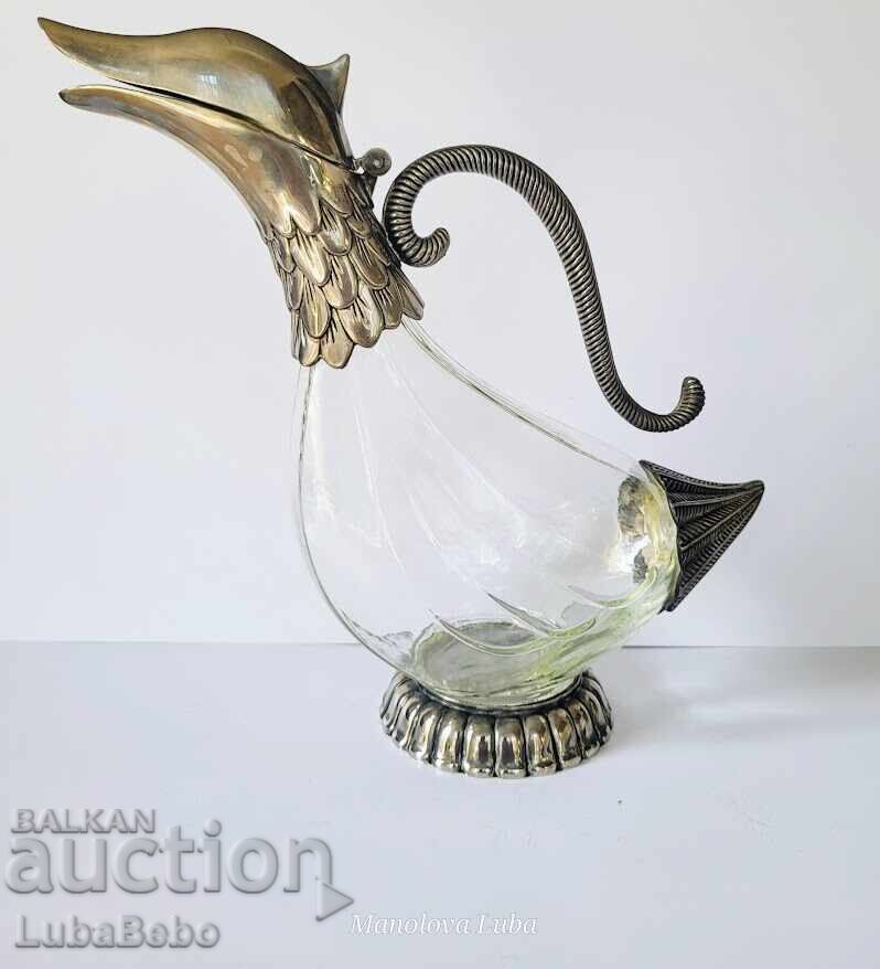Vintage decanter for wine or other alcohol Vintage decanter for wine or other alcohol