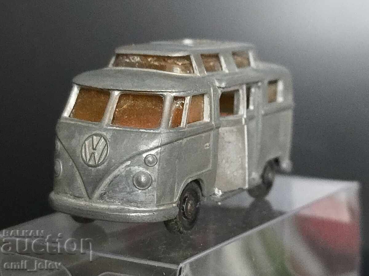 Delivery of Matchbox LESNEY - 34C Volkswagen Camper 1967 Delivery of Matchbox LESNEY - 34C Volkswagen Camper 1967