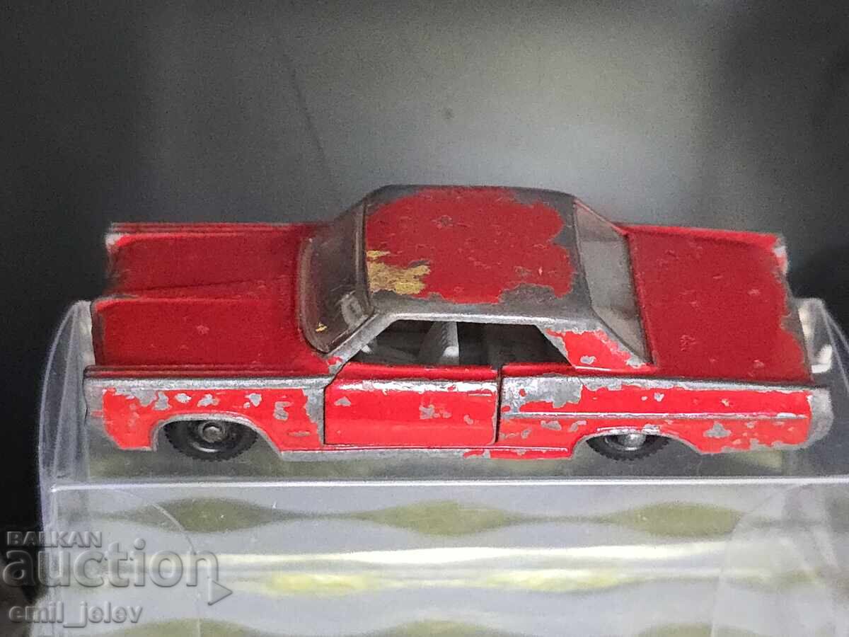 Matchbox LESNEY - 22C Pontiac GP Sports Coupe 1965 god - 5 Matchbox LESNEY - 22C Pontiac GP Sports Coupe 1965 god - 5