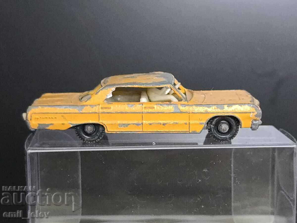 Matchbox LESNEY - 20C Chevrolet Taxi 1965-1969 an cu preț 10.99 BGN | € 5.62 Matchbox LESNEY - 20C Chevrolet Taxi 1965-1969 an cu preț 10.99 BGN | € 5.62
