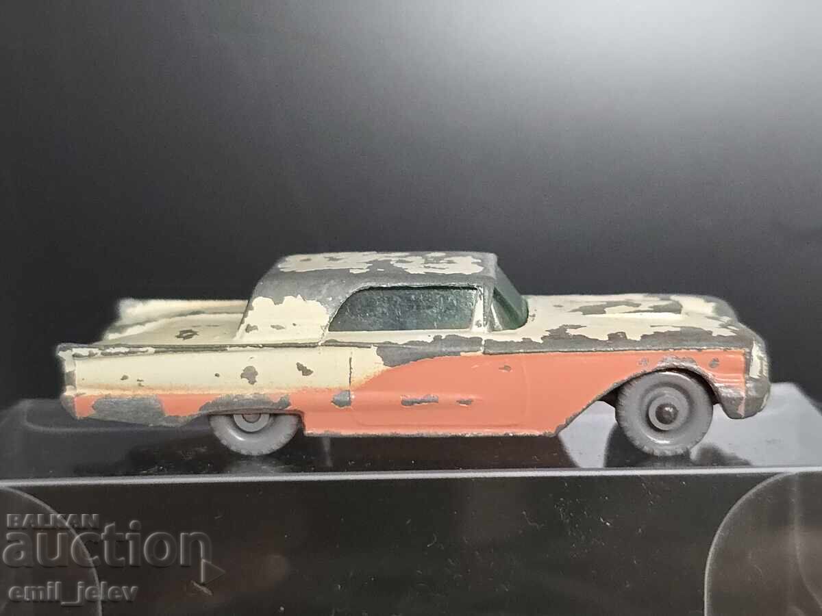 Matchbox LESNEY - 75A Ford Thunderbird 1960-1965 an cu preț 14.99 BGN | € 7.66 Matchbox LESNEY - 75A Ford Thunderbird 1960-1965 an cu preț 14.99 BGN | € 7.66