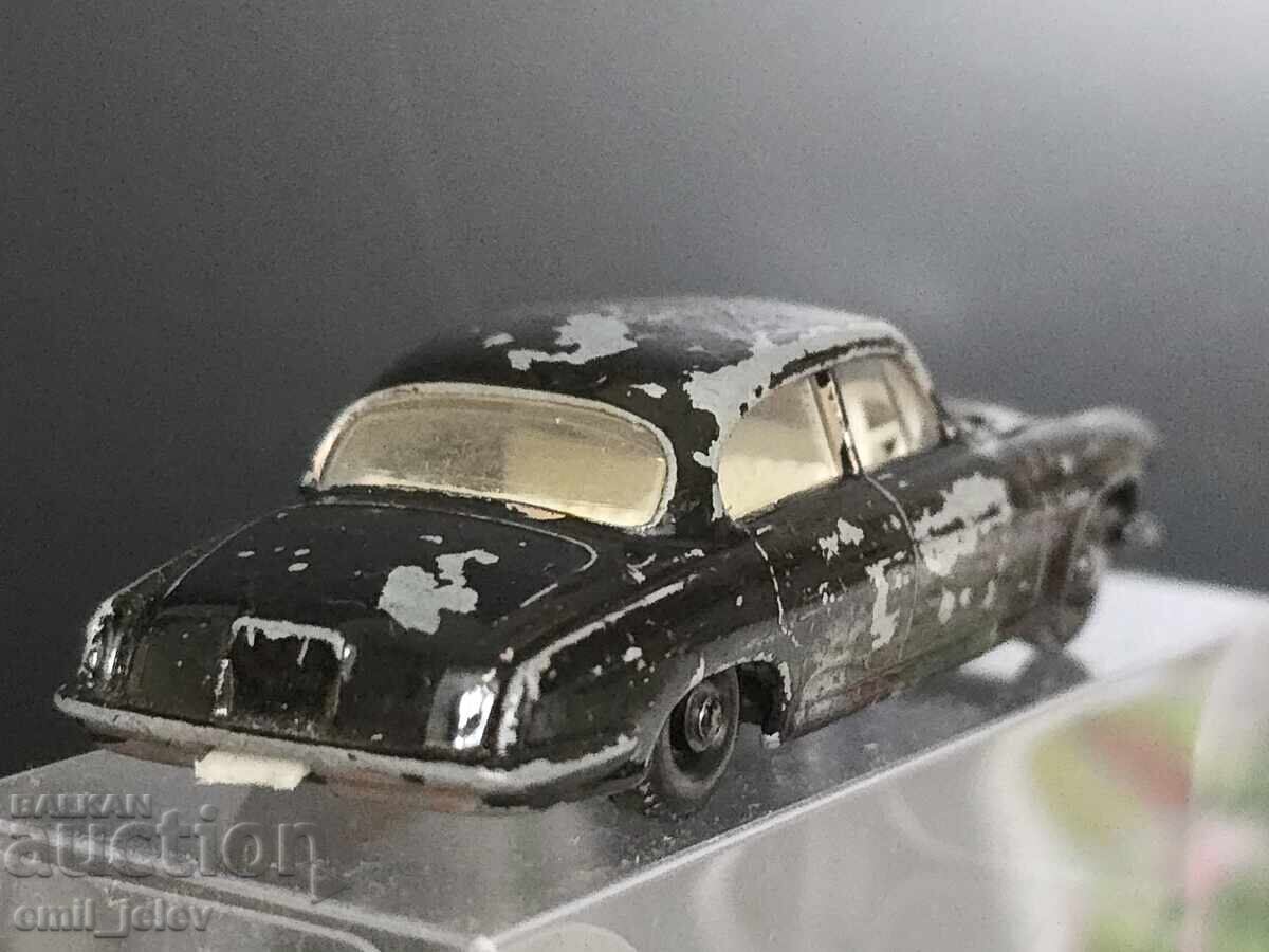 Delivery of Matchbox LESNEY - 28C Jaguar Mk. 10 1964-1968 Delivery of Matchbox LESNEY - 28C Jaguar Mk. 10 1964-1968