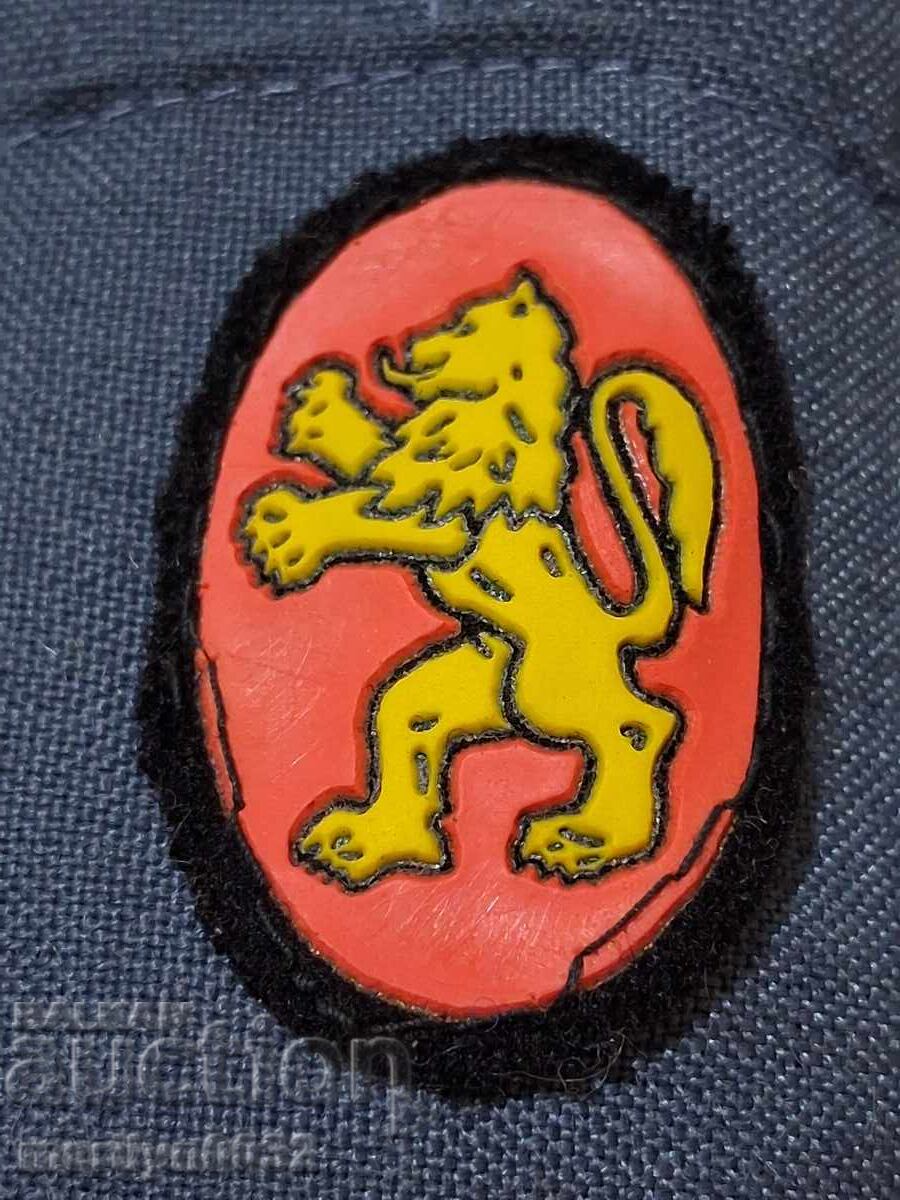 Κέπε με στοιχείο κοκάρδας από στολή ΟΣΟ πιλότος με τιμή 29.00 BGN | € 14.83