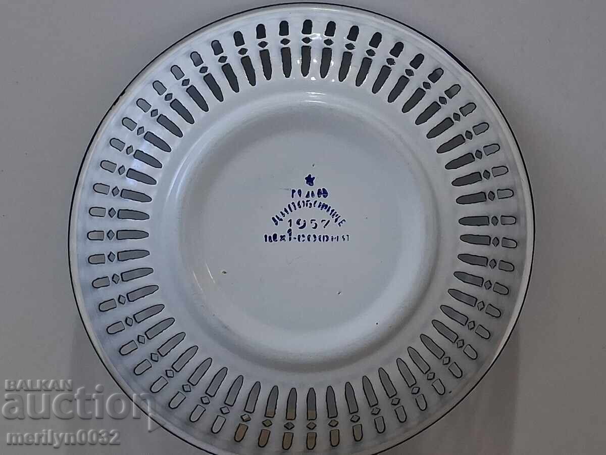 Δημοπρασία Παλιό πάνερ με σμάλτο, φρουτιέρα, εμαγιέ γλάστρα Δημοπρασία Παλιό πάνερ με σμάλτο, φρουτιέρα, εμαγιέ γλάστρα