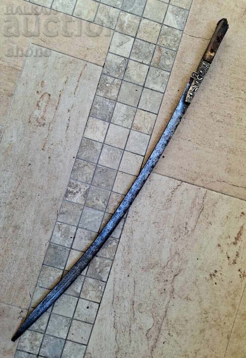 Yataghan, points, kilij, saber, karakulak