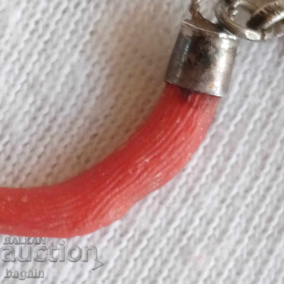 Livrarea Colier de argint cu corali și email Livrarea Colier de argint cu corali și email