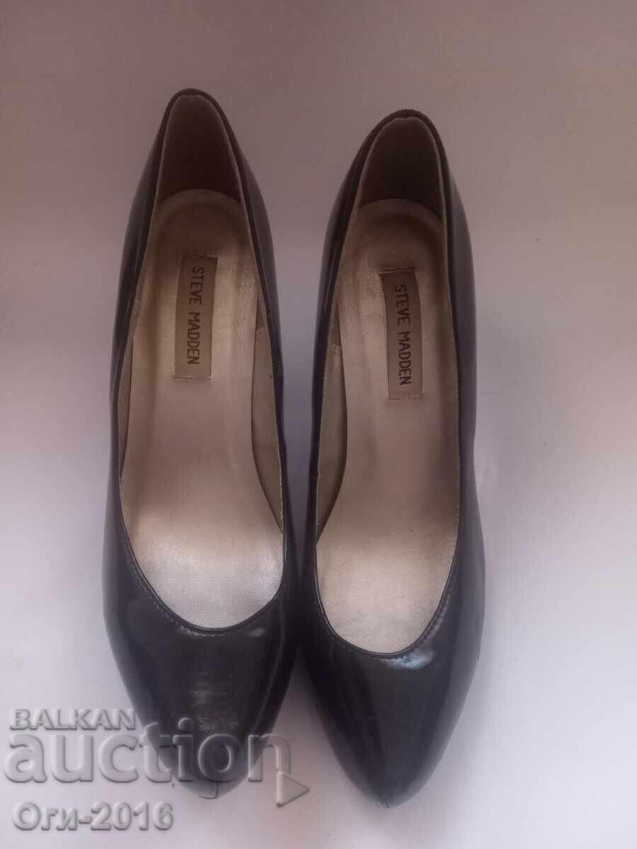 Γυναικεία Παπούτσια