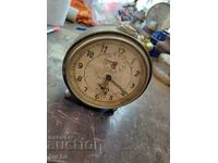 Διπλόχτυπος ξυπνητήρι, λειτουργεί. BZTS